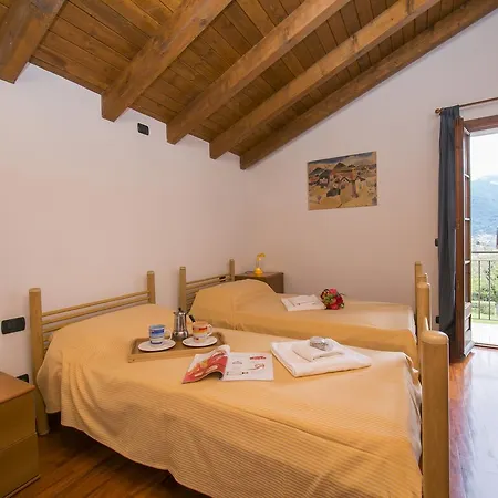 Casa Simo Лено